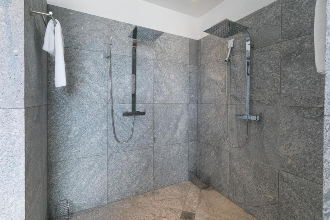 Villa Blue Lagoon Suite Apartment Lowlands Ngoại thất bức ảnh